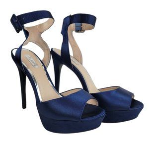 Qupid Avalon Navy Satin heels size 8